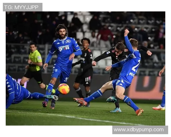 英超三巨头领跑：曼联、切尔西、阿森纳，谁能笑到最后？