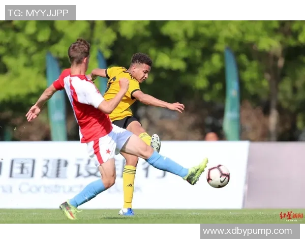 狼队门将惊天扑救护住空门：一夫当关，万夫莫开的绿茵传奇